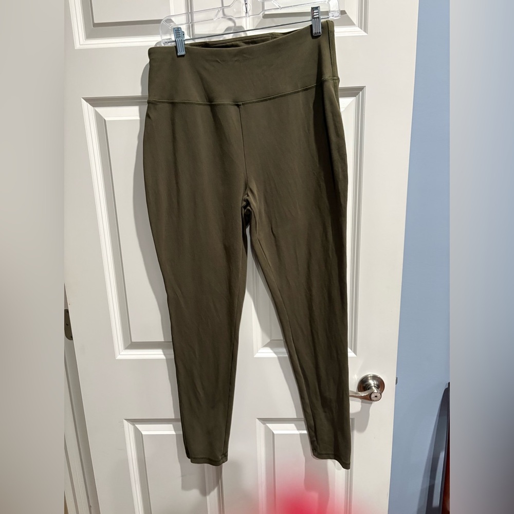 T by Talbots Olive Women's Leggings